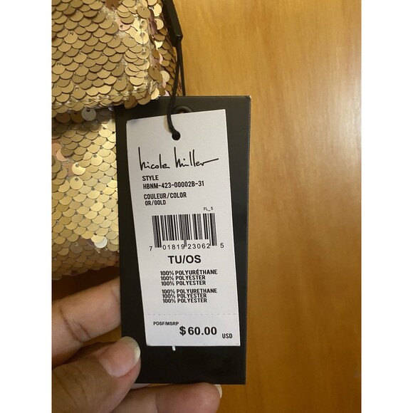 Nicole Miller Gold Sequin Shoulder Bag Size Small Appx. 9"x6"x1.5" RETAIL $60.00 - Picture 9 of 13